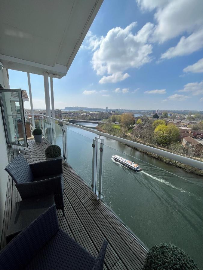 Century Wharf Apartments By Urban Space Cardiff Luaran gambar