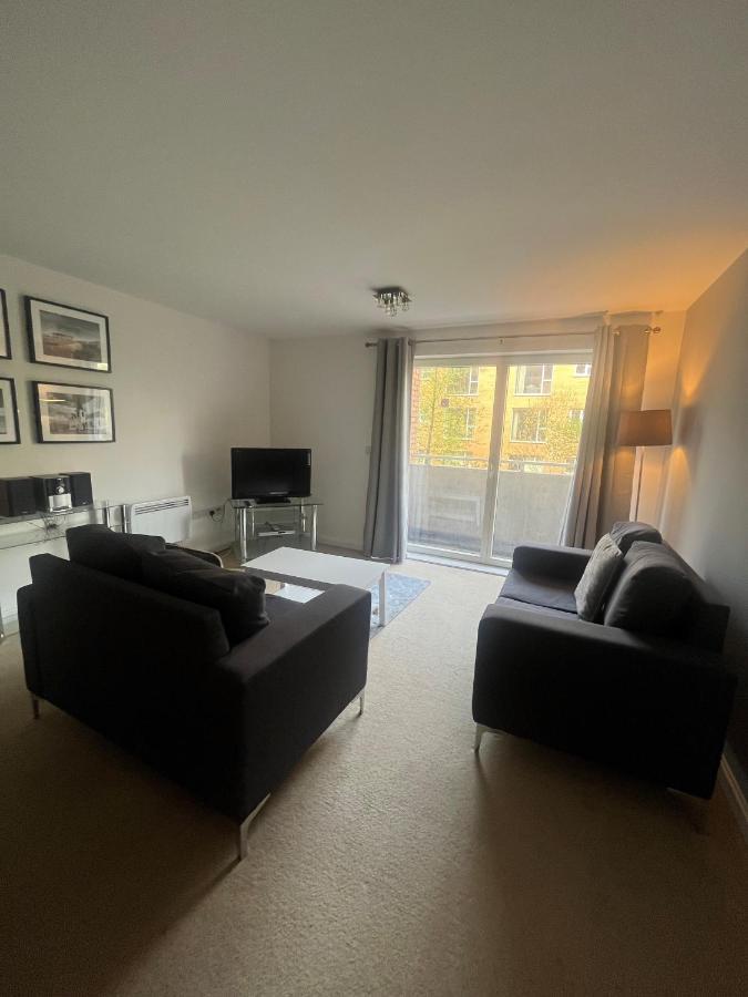 Century Wharf Apartments By Urban Space Cardiff Luaran gambar