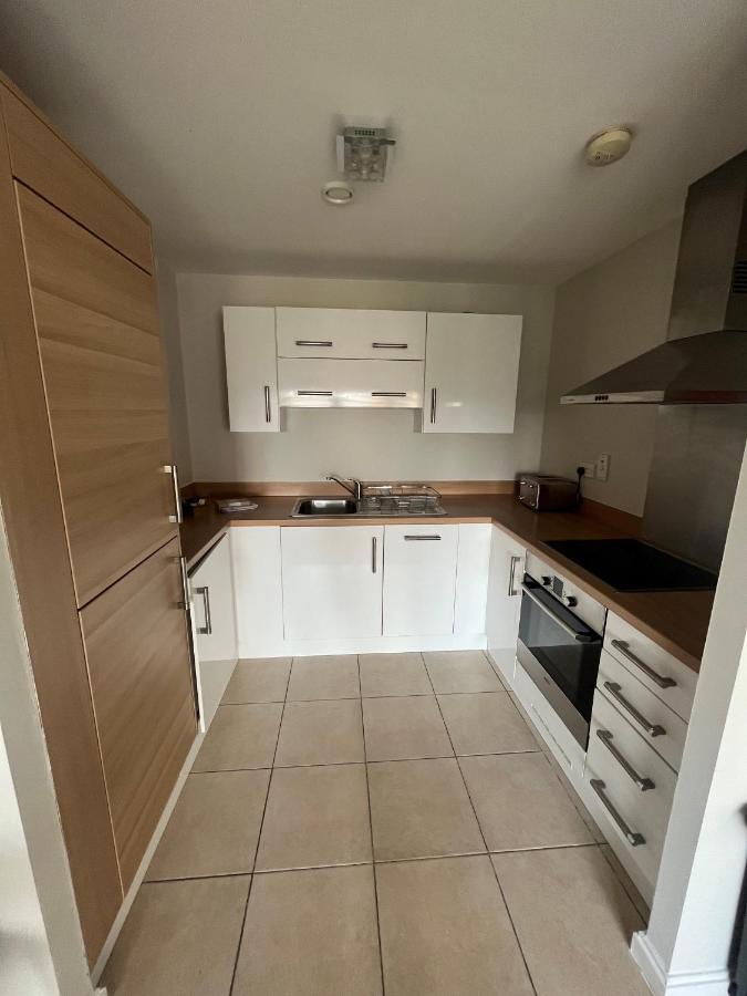 Century Wharf Apartments By Urban Space Cardiff Luaran gambar