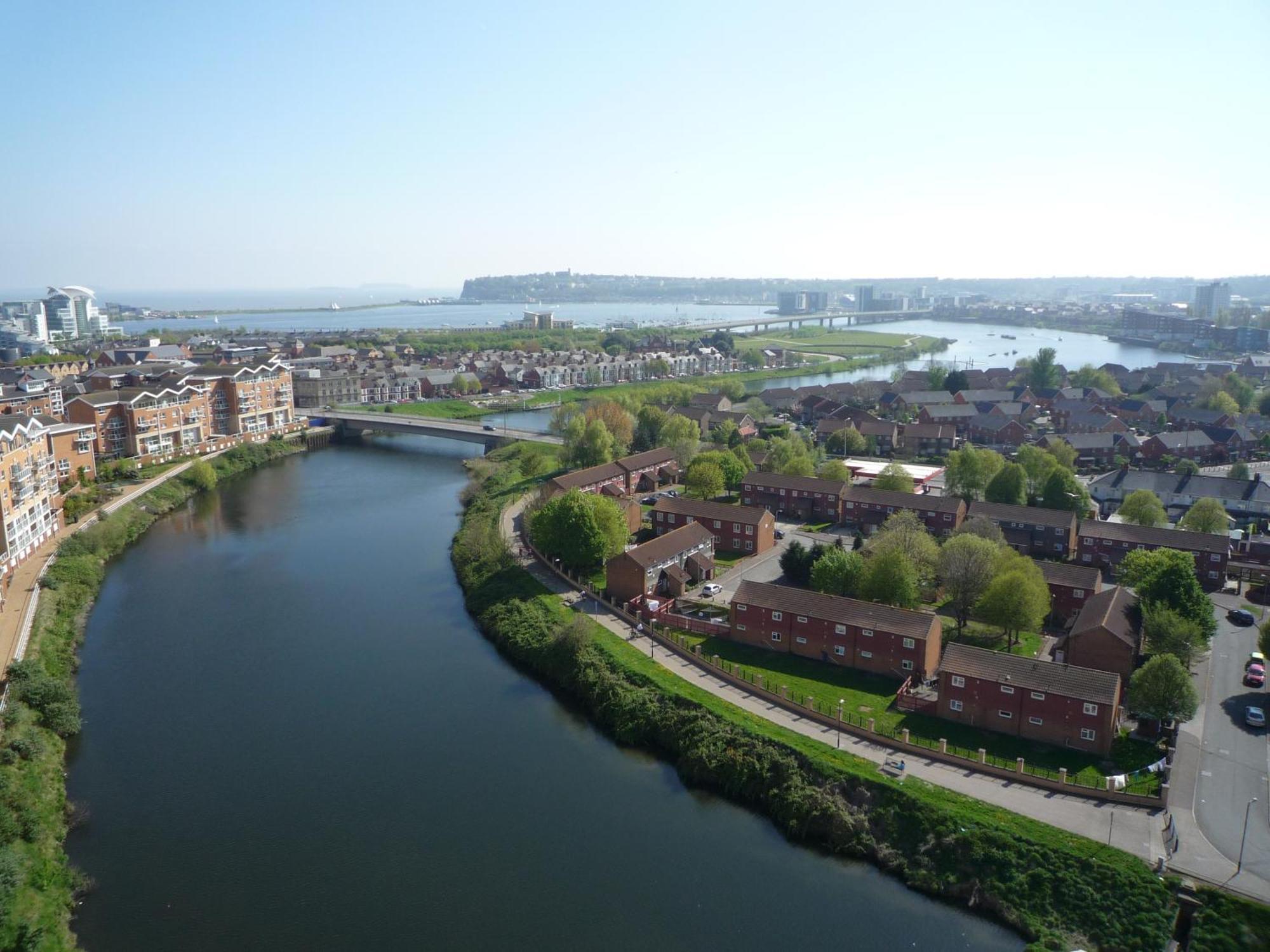 Century Wharf Apartments By Urban Space Cardiff Luaran gambar